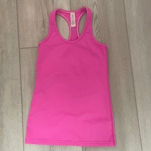pink ivivva tank
